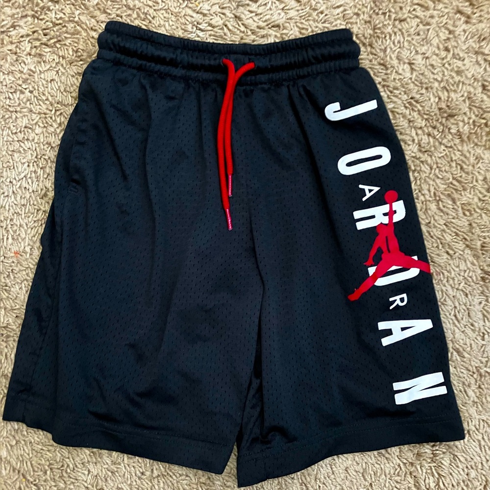 Nike Air Jordan Youth Boys Small 8 Black White Red Athletic Basketball Shorts
